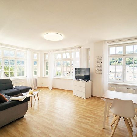 Hw3 - Urlaubsmagie - Helle, Grosse Wohnung Mit Pool Sebnitz Bagian luar foto
