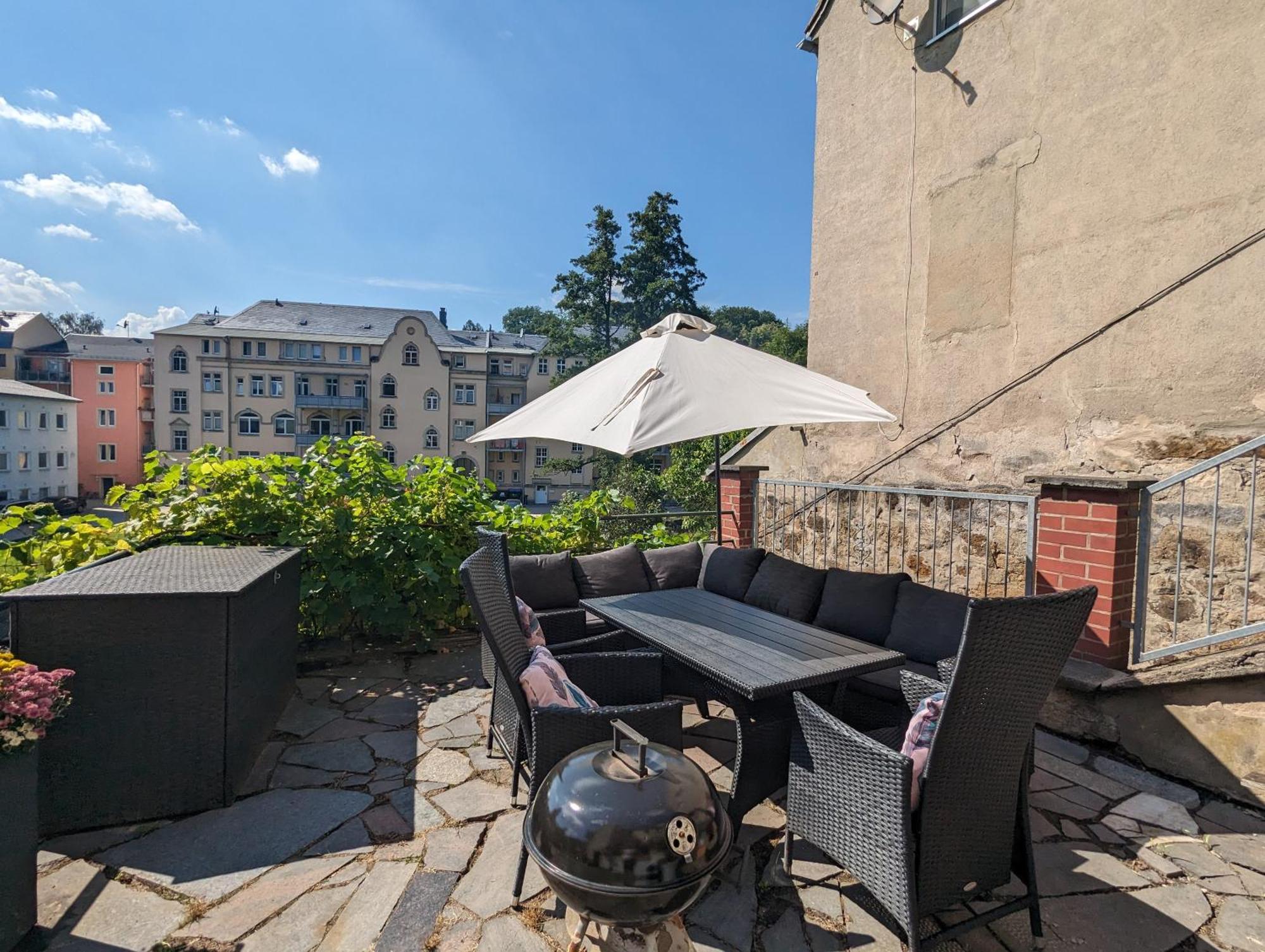 Hw3 - Urlaubsmagie - Helle, Grosse Wohnung Mit Pool Sebnitz Bagian luar foto
