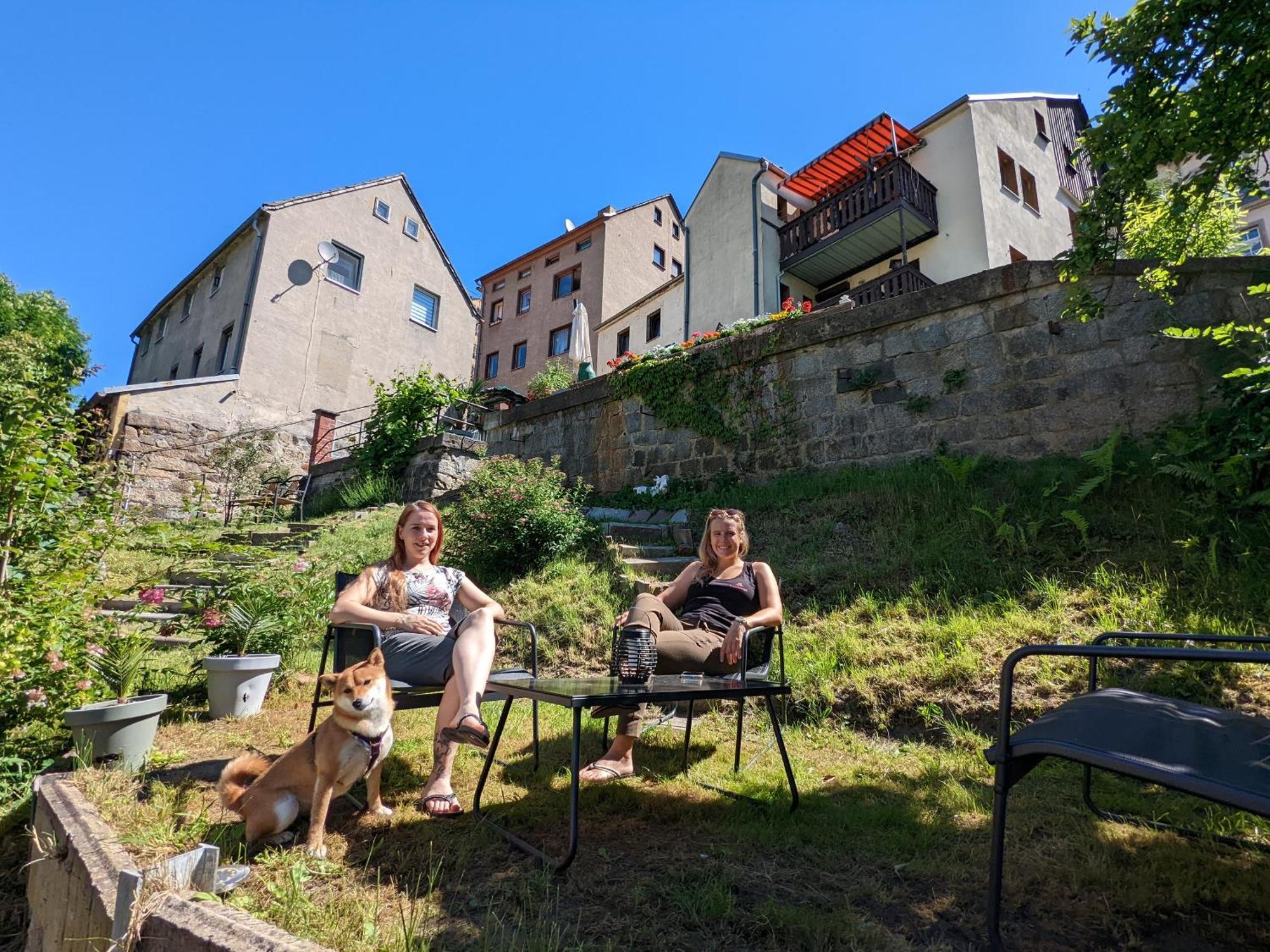 Hw3 - Urlaubsmagie - Helle, Grosse Wohnung Mit Pool Sebnitz Bagian luar foto