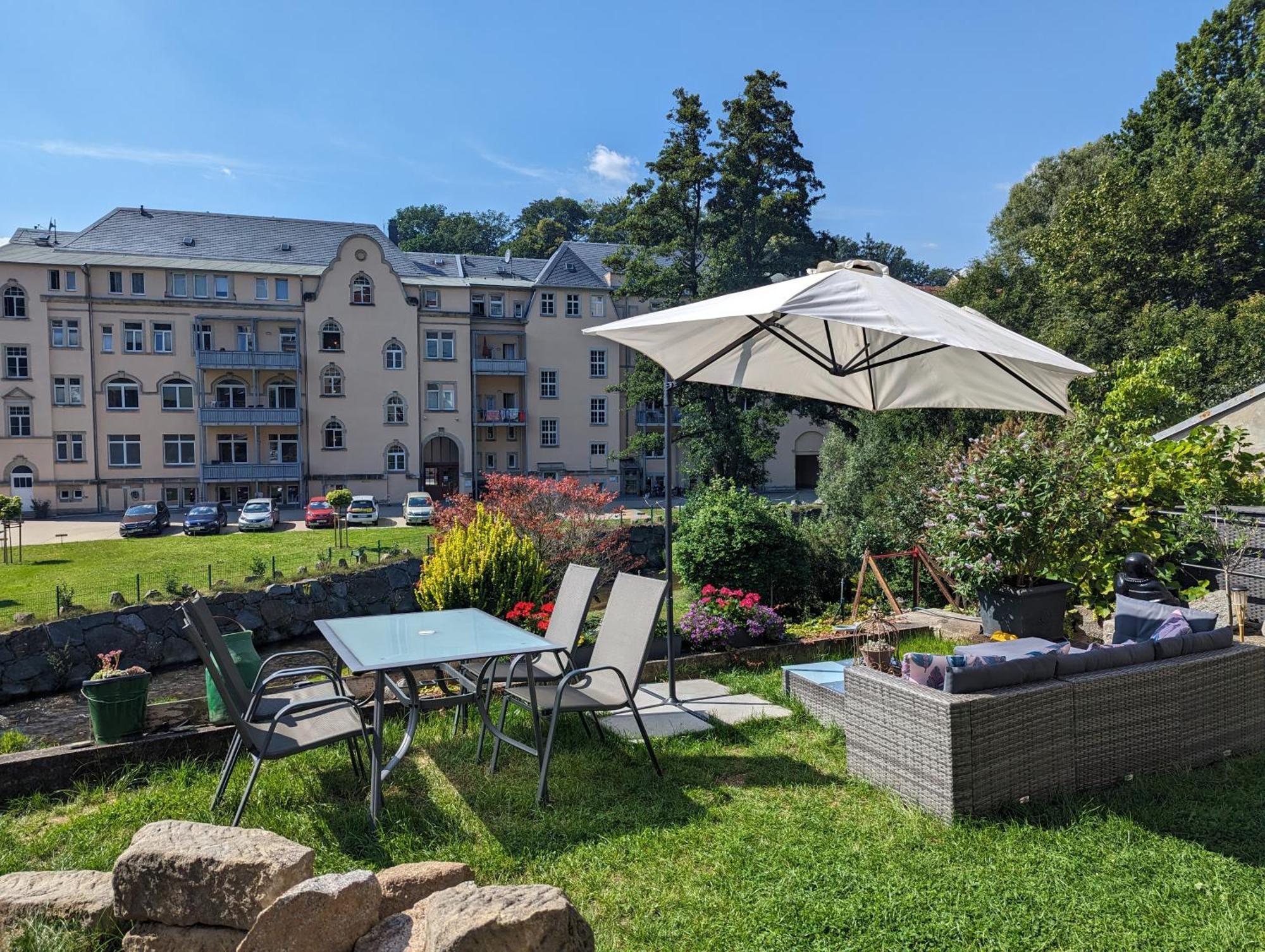 Hw3 - Urlaubsmagie - Helle, Grosse Wohnung Mit Pool Sebnitz Bagian luar foto