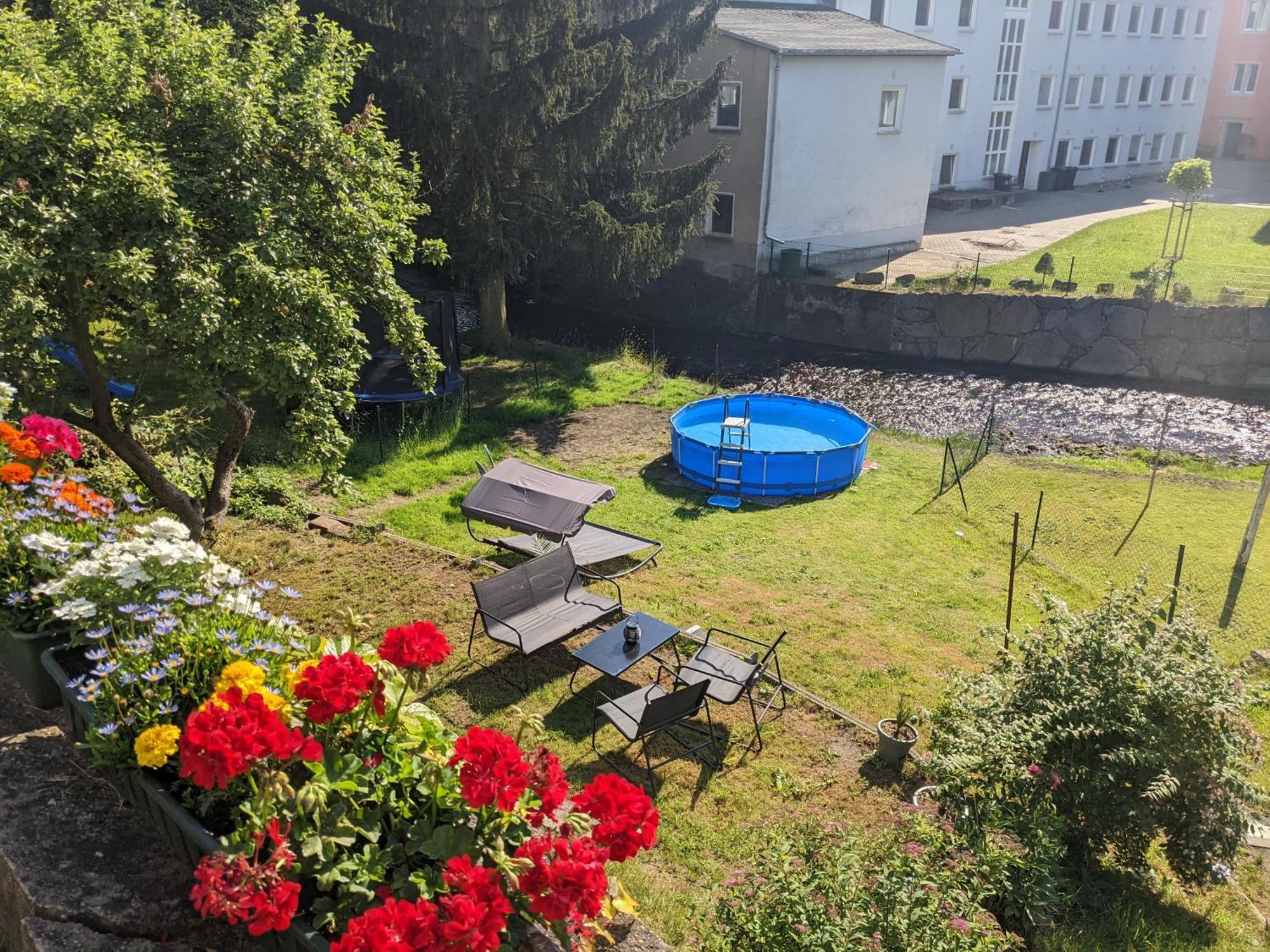 Hw3 - Urlaubsmagie - Helle, Grosse Wohnung Mit Pool Sebnitz Bagian luar foto