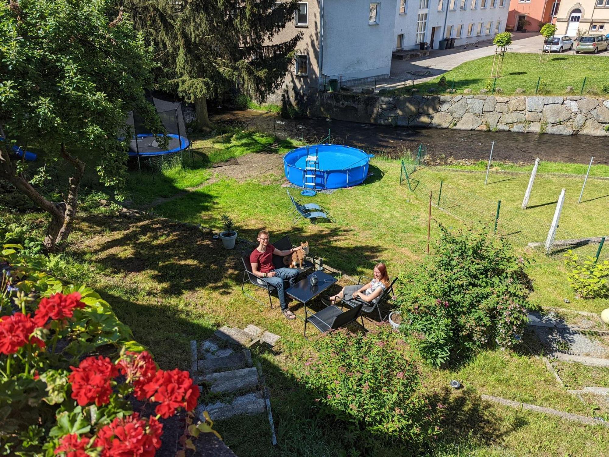 Hw3 - Urlaubsmagie - Helle, Grosse Wohnung Mit Pool Sebnitz Bagian luar foto