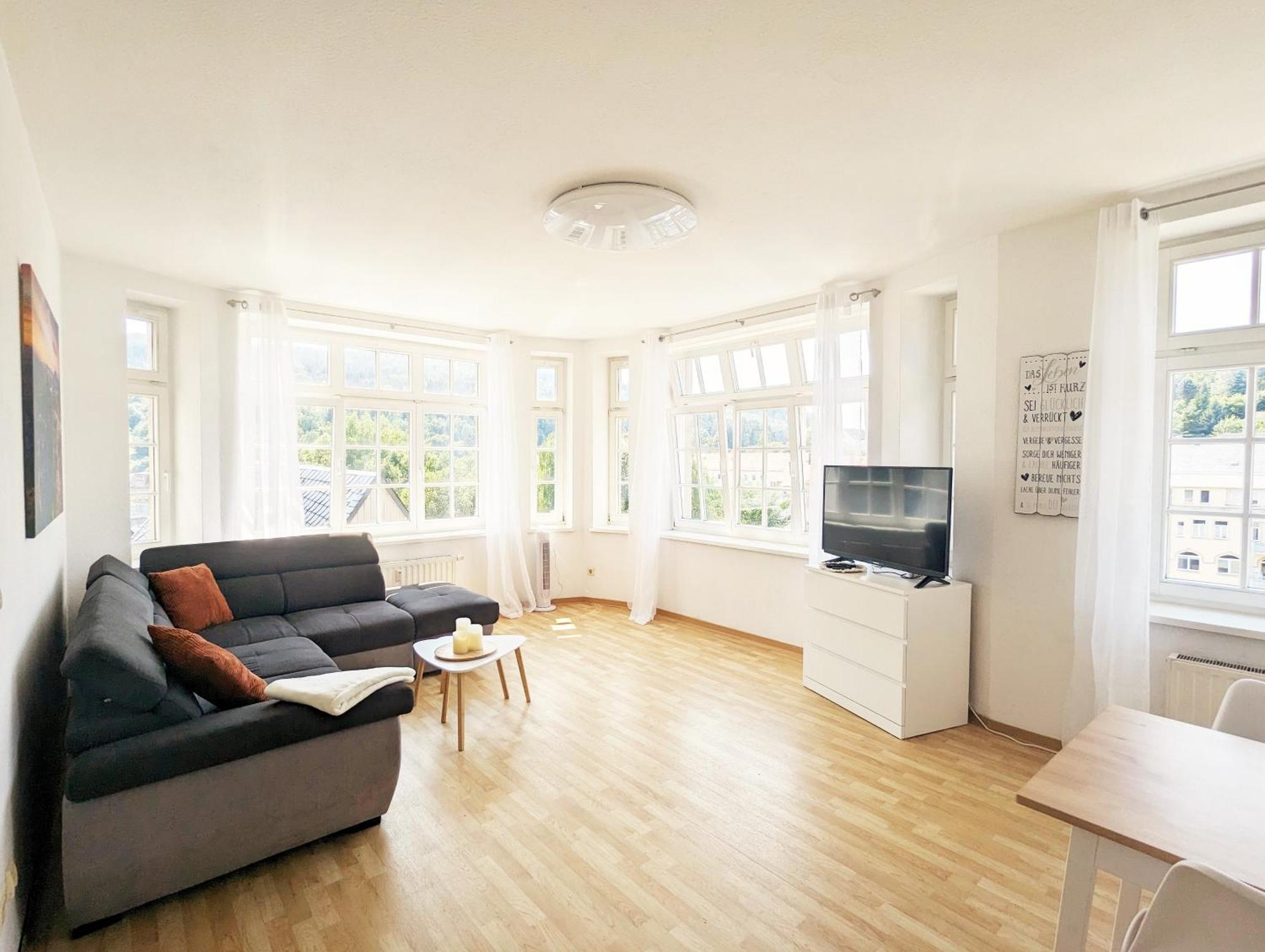 Hw3 - Urlaubsmagie - Helle, Grosse Wohnung Mit Pool Sebnitz Bagian luar foto