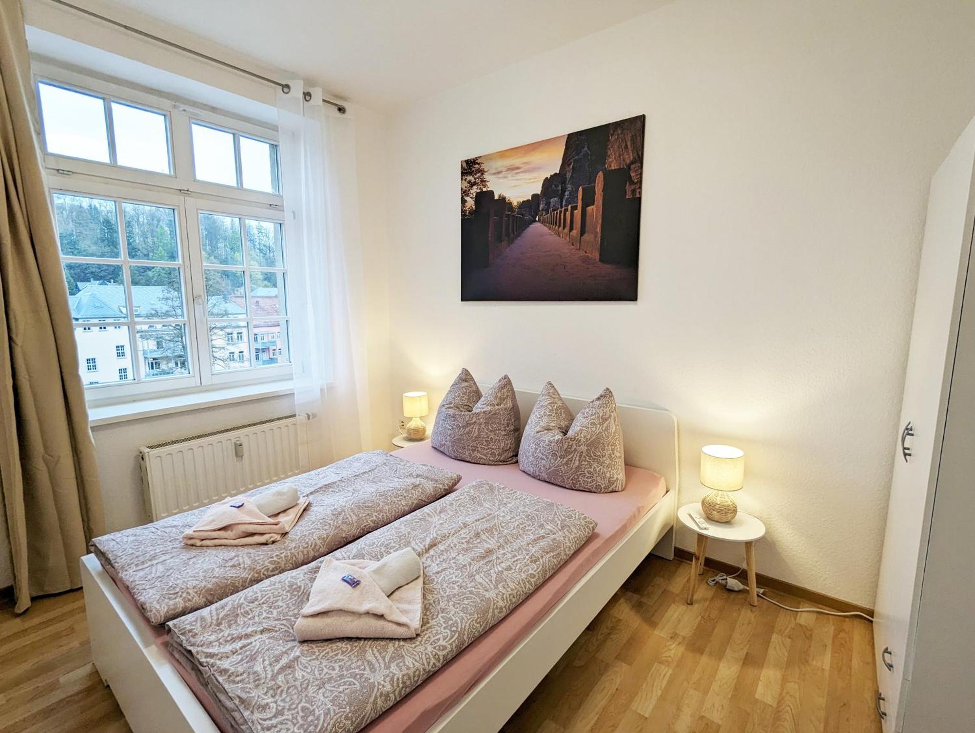 Hw3 - Urlaubsmagie - Helle, Grosse Wohnung Mit Pool Sebnitz Bagian luar foto