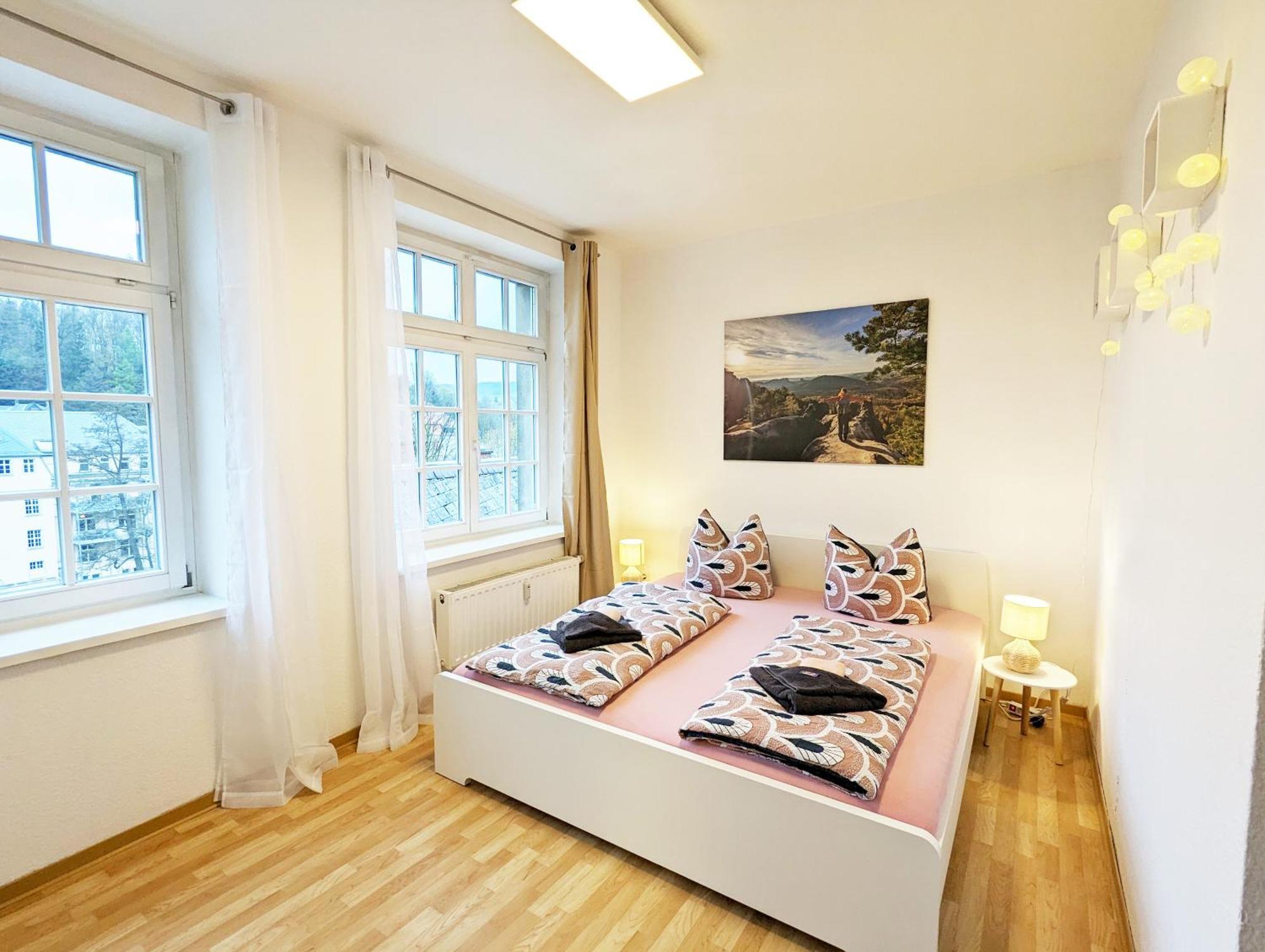 Hw3 - Urlaubsmagie - Helle, Grosse Wohnung Mit Pool Sebnitz Bagian luar foto