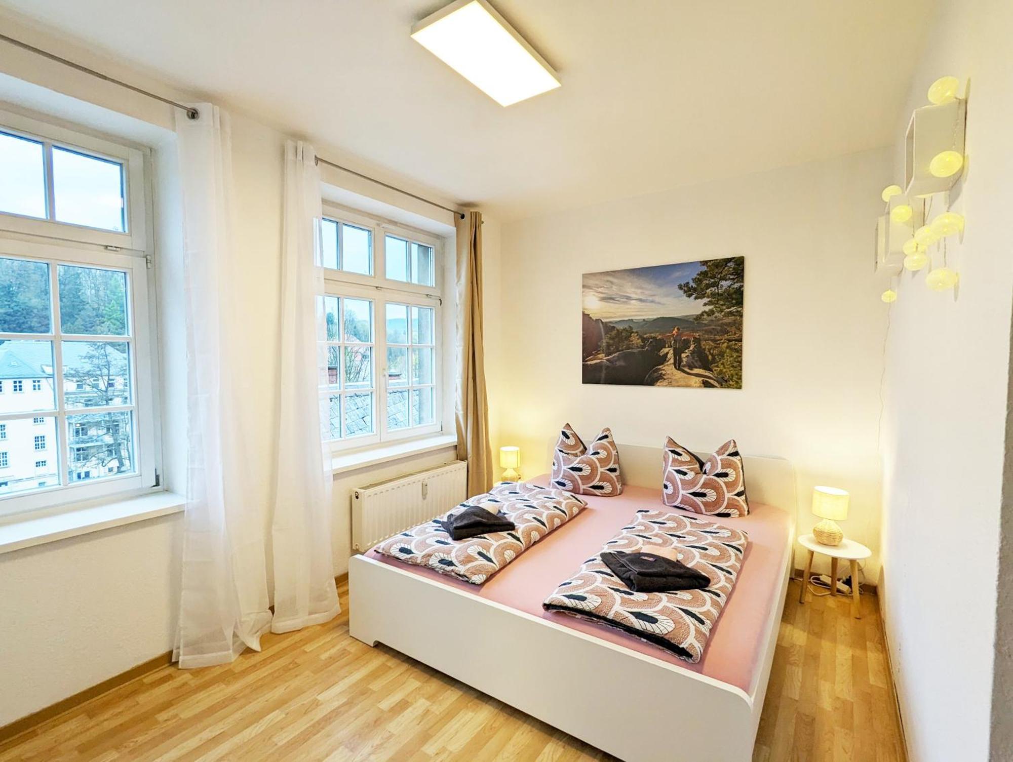 Hw3 - Urlaubsmagie - Helle, Grosse Wohnung Mit Pool Sebnitz Bagian luar foto