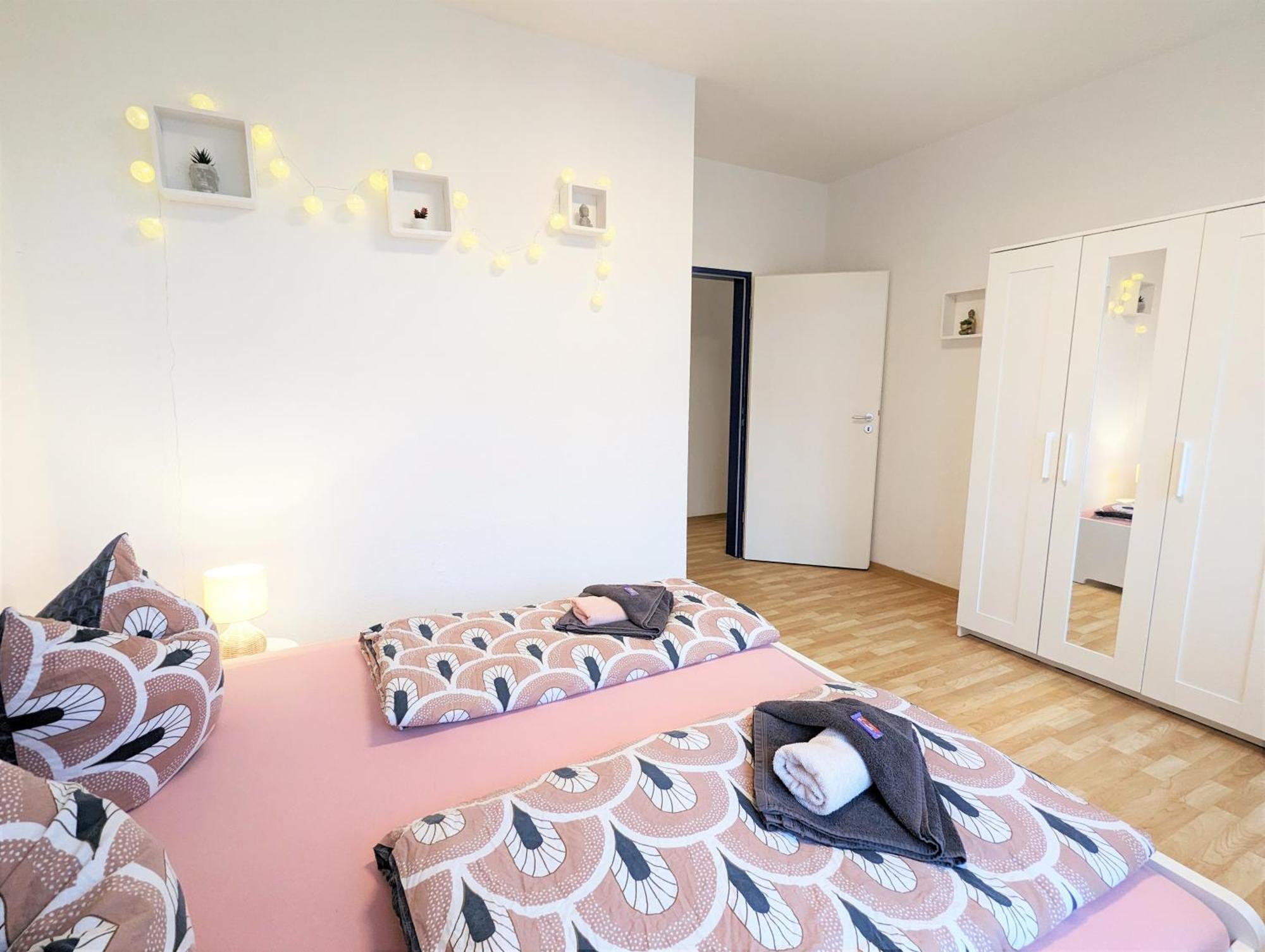 Hw3 - Urlaubsmagie - Helle, Grosse Wohnung Mit Pool Sebnitz Bagian luar foto